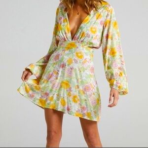NEW NWT | SHOWPO | Negroni Dress in Linear Floral | Poppy Print | Size 10